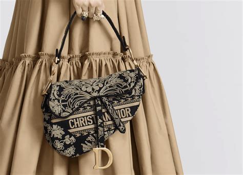 is the dior saddle bag worth it|Meer.